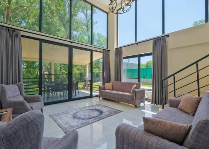 Ana Villa Kızılyurd